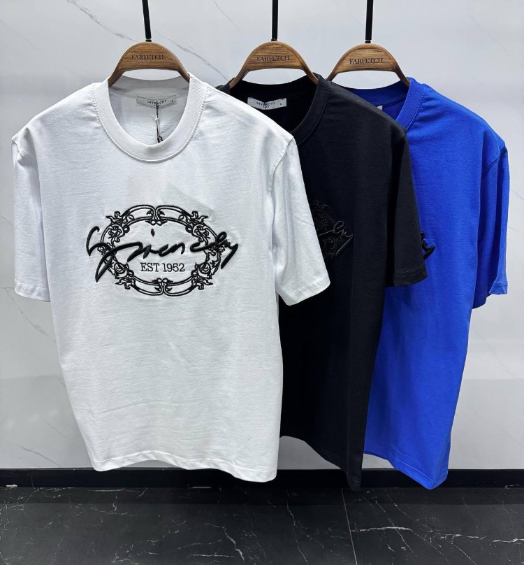 Givenchy Crest Logotype / EST 1952 T-Shirt