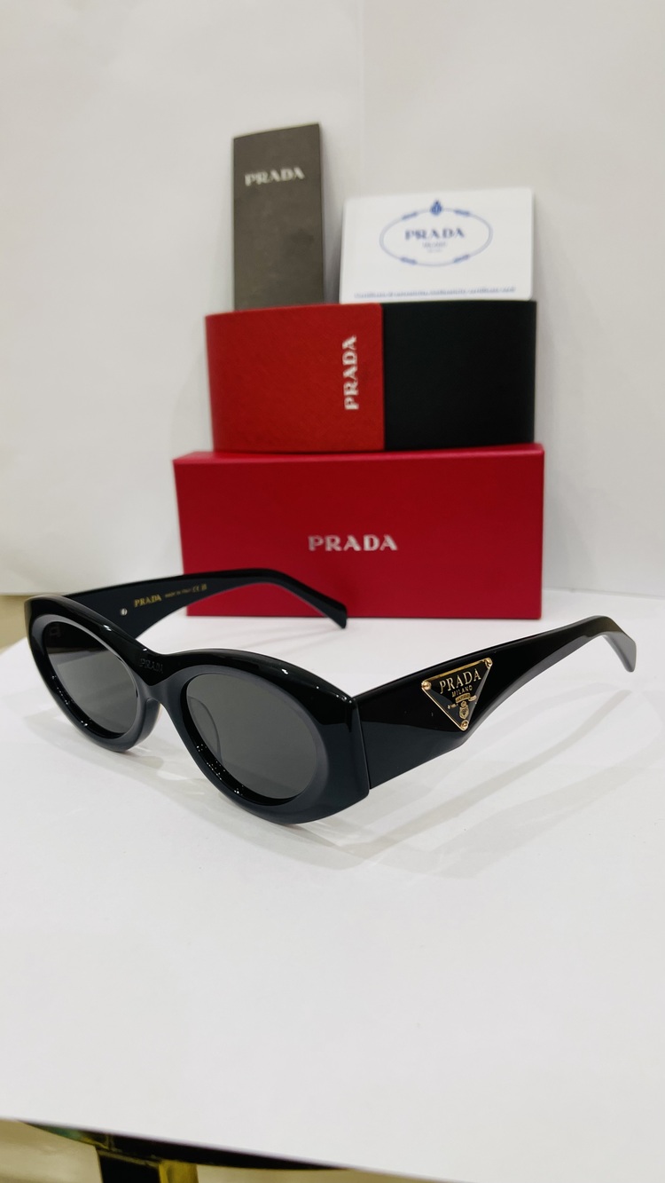 PRADA SİYAH ÇERÇEVE SİYAH ŞEFFAF CAM