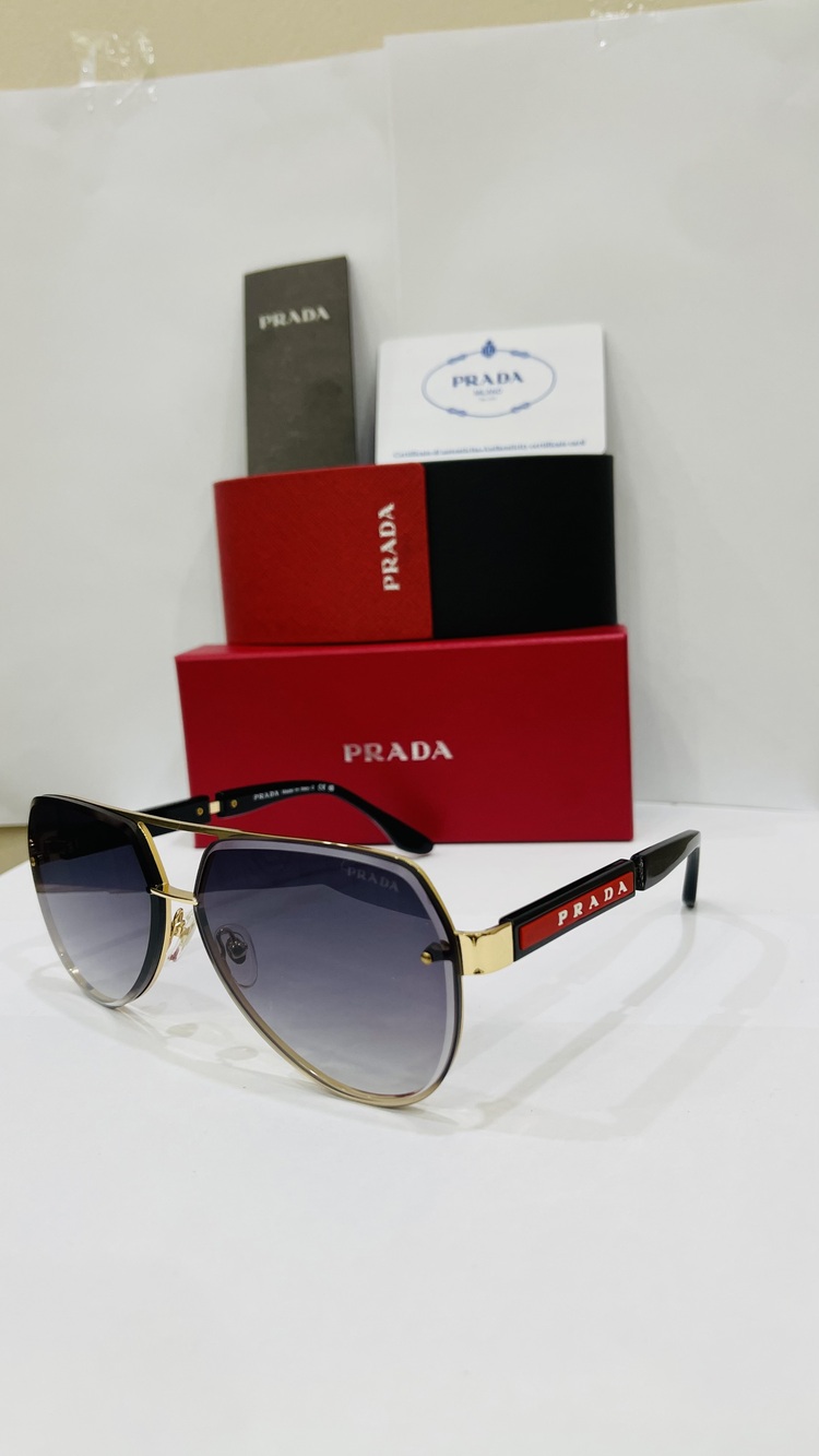 PRADA SİYAH ÇERÇEVE SİYAH ŞEFFAF CAM