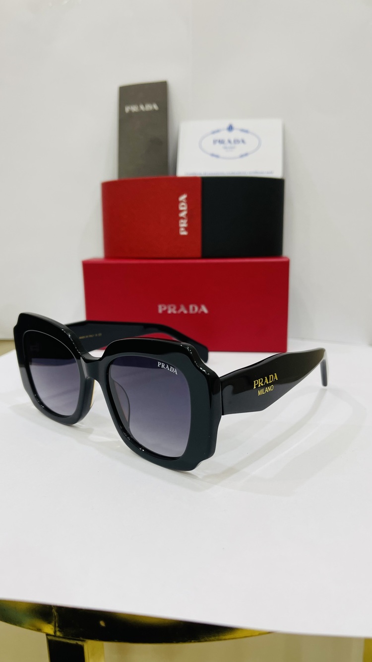 PRADA SİYAH ÇERÇEVE SİYAH ŞEFFAF CAM