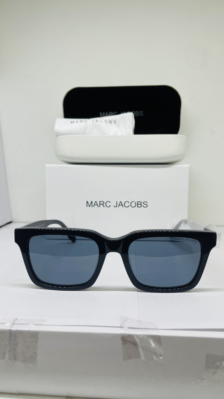 MARC JACOBS SİYAH ÇERÇEVE MAVİ ŞEFFAF CAM