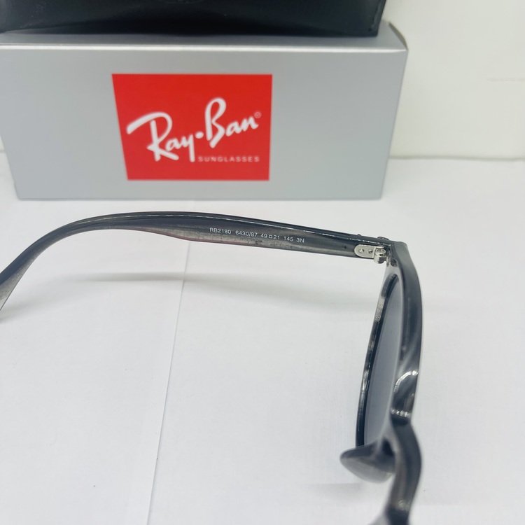 RAYBAN RB-2180 FÜME ÇERÇEVE SİYAH CAM UNİSEX