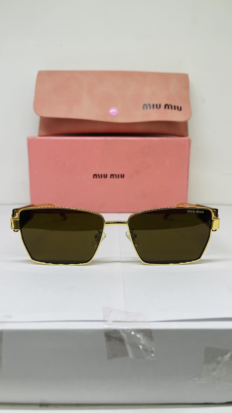 MIU GOLD ÇERÇEVE SİYAH CAM