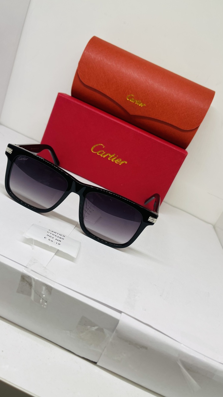 CARTİER SİYAH ÇERÇEVE SİYAH ŞEFFAF CAM