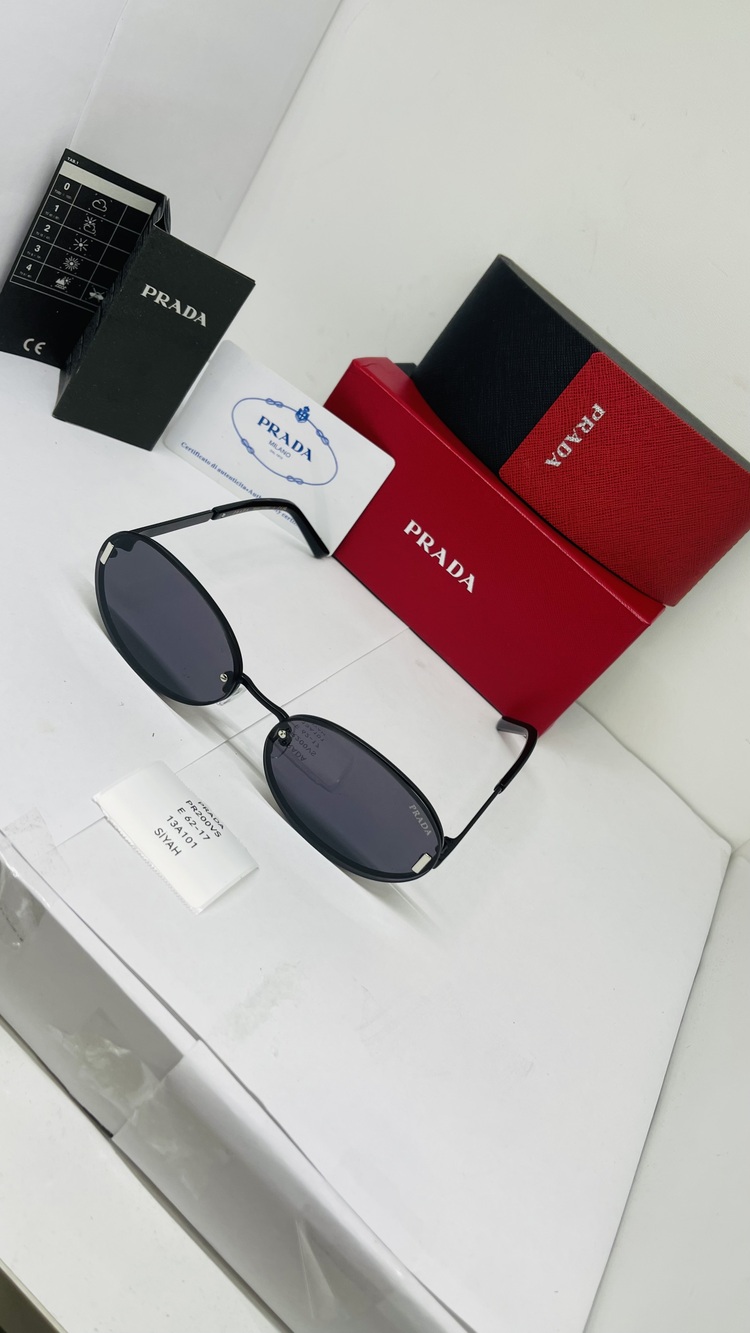 PRADA SİYAH ÇERÇEVE SİYAH ŞEFFAF CAM