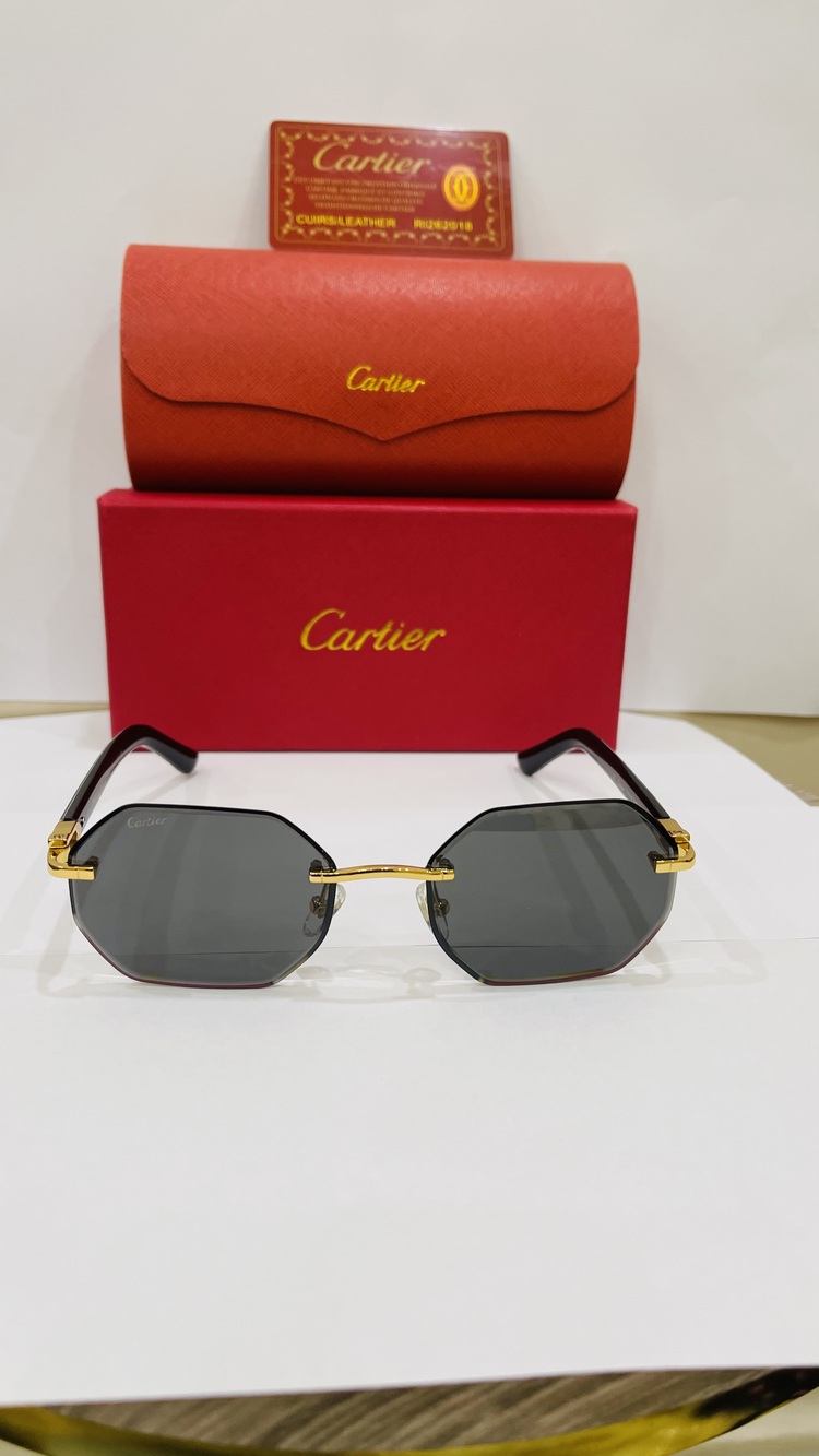 CARTİER SİYAH ÇERÇEVE SİYAH ŞEFFAF CAM