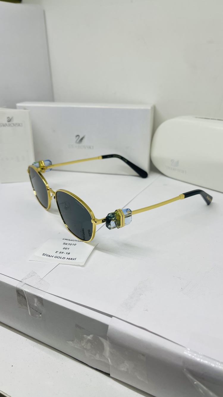 SWAROVSKI GOLD ÇERÇEVE YEŞİL ŞEFFAF CAM