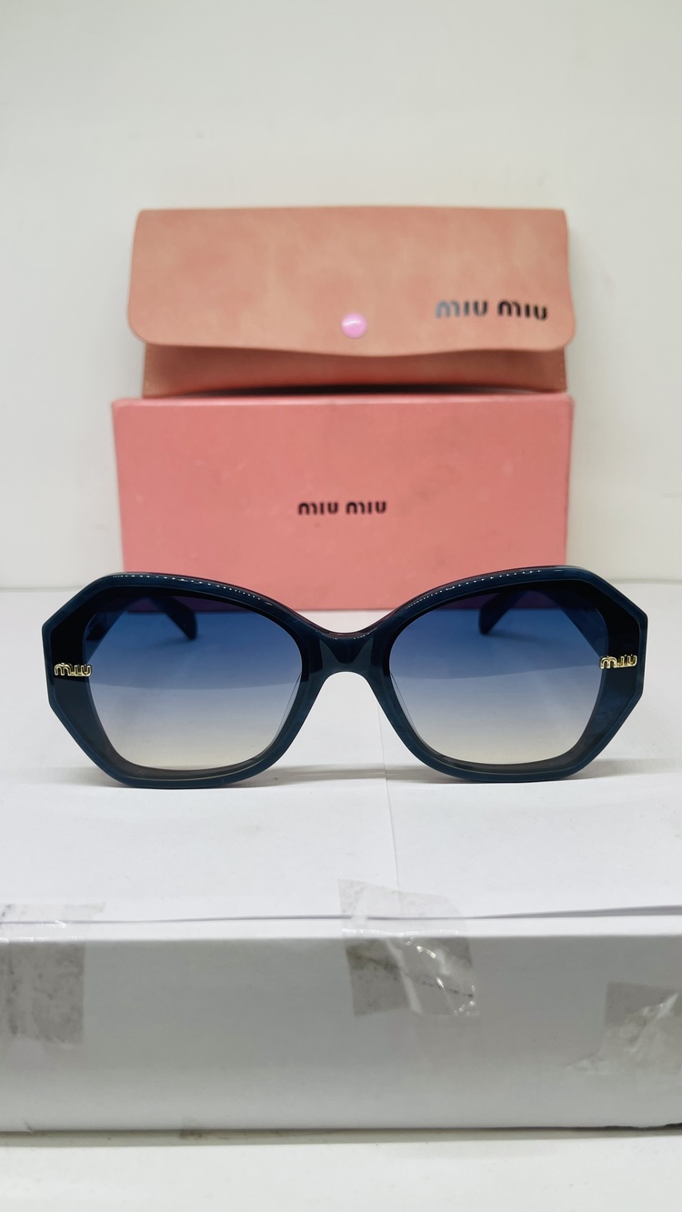 MIU MAVİ ÇERÇEVE MAVİ ŞEFFAF CAM