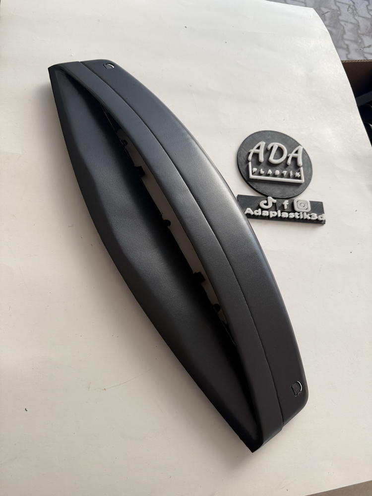 Megane 2 3. Stop lambası kapağı alt ve üst kısım