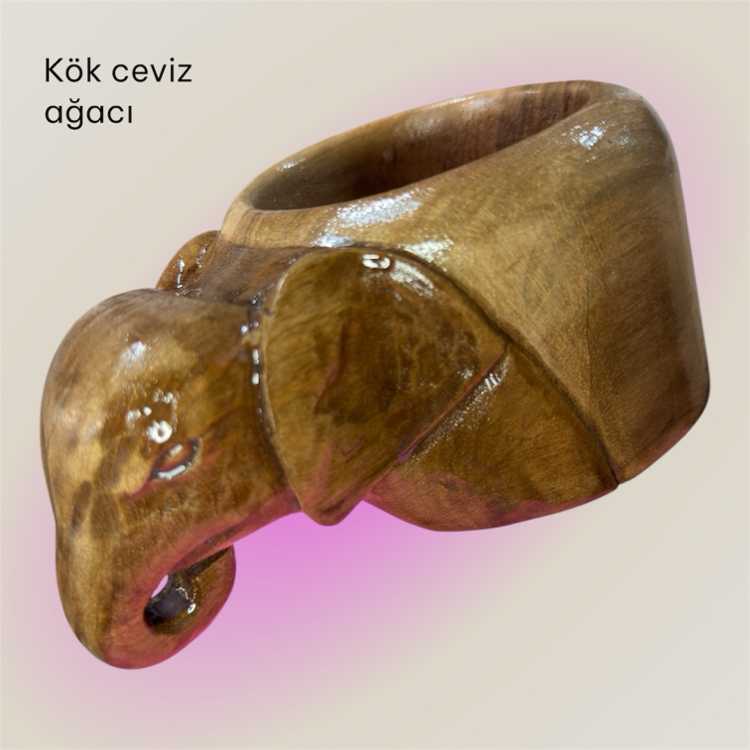 Ahşap El oyması ceviz kuksa bardak.