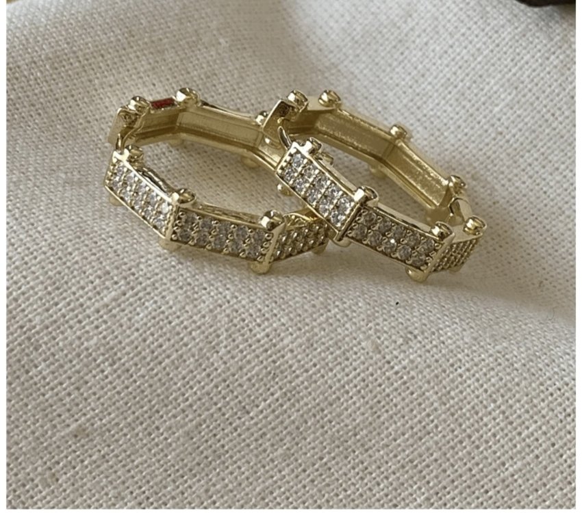 Xupink Vip 14 K Sekizgen Taşli Küpeb
