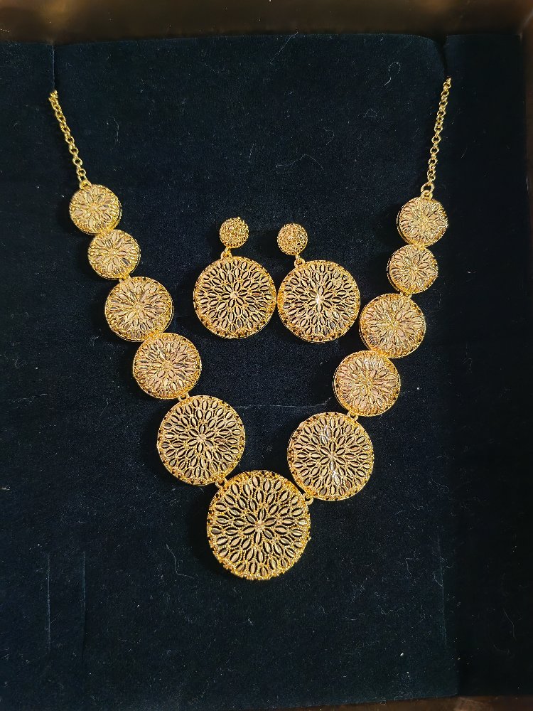 22 Ayar Küpe +Gerdanlik Set 