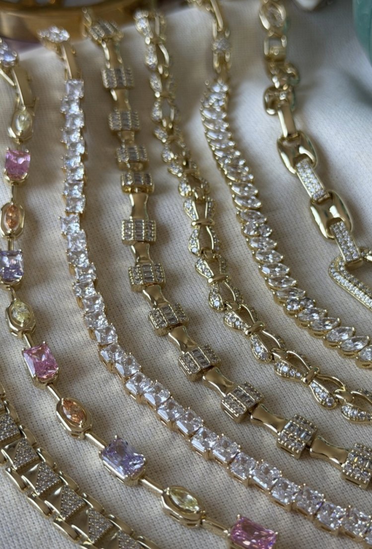 XUPİNK VIP 14K Pastel Taşlı Element Bileklik