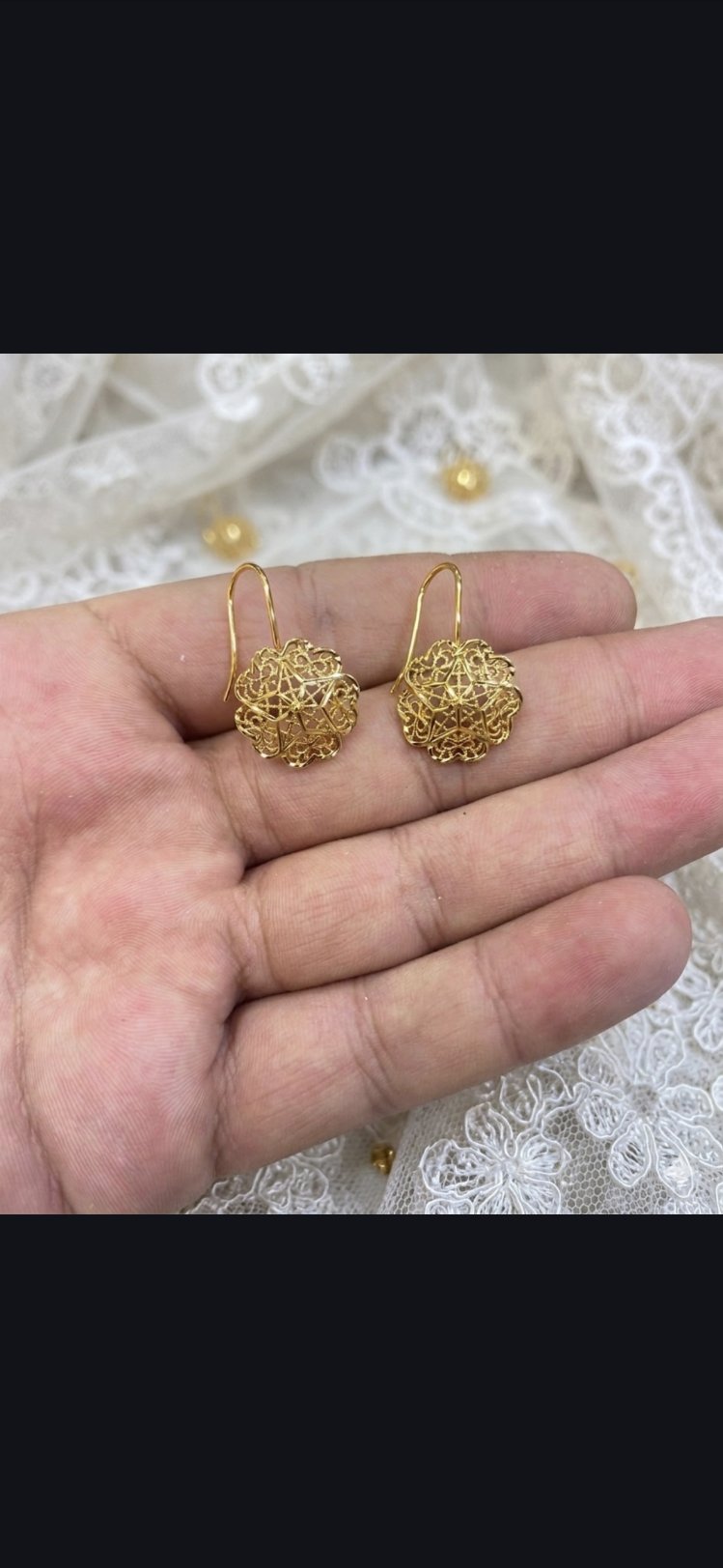 Altınkaplama küpe