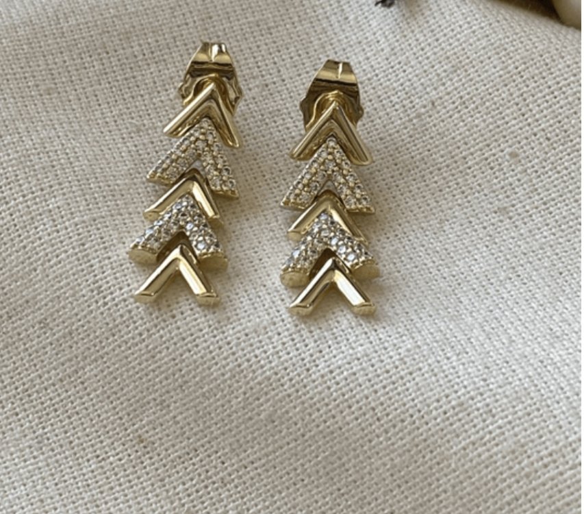 Xupink VIP 14K Mini Arrov Küpe