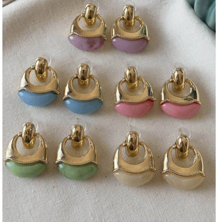 Gold Plakalı Renkli Vintage Küpe