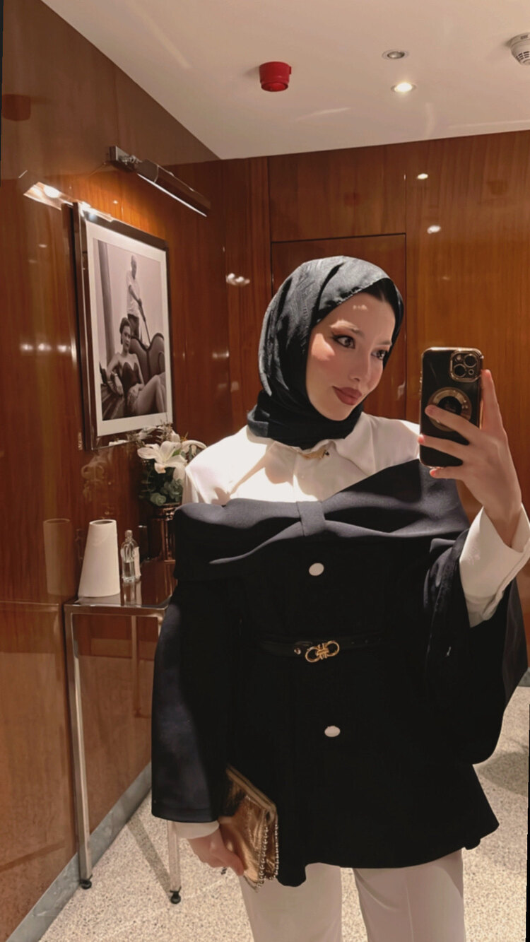 Fiyonk Detaylı Ceket
