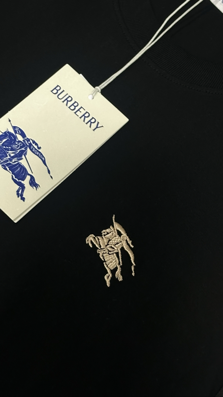 Burberry Premium Tişört