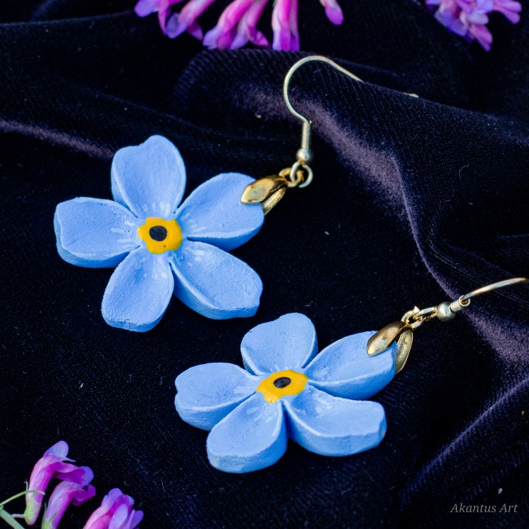 Unutmabeni Çiçeği KÜPE (Myosotis scorpioides)