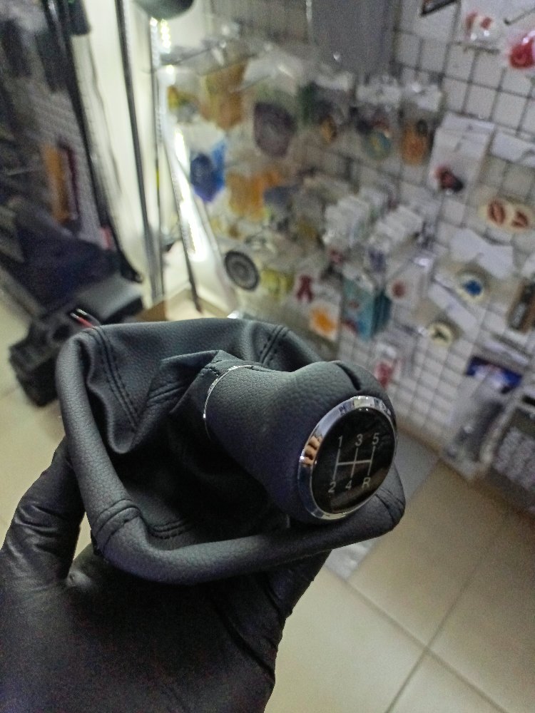 Üniversal Işıklı Vites Topuzu Bmw Tip
