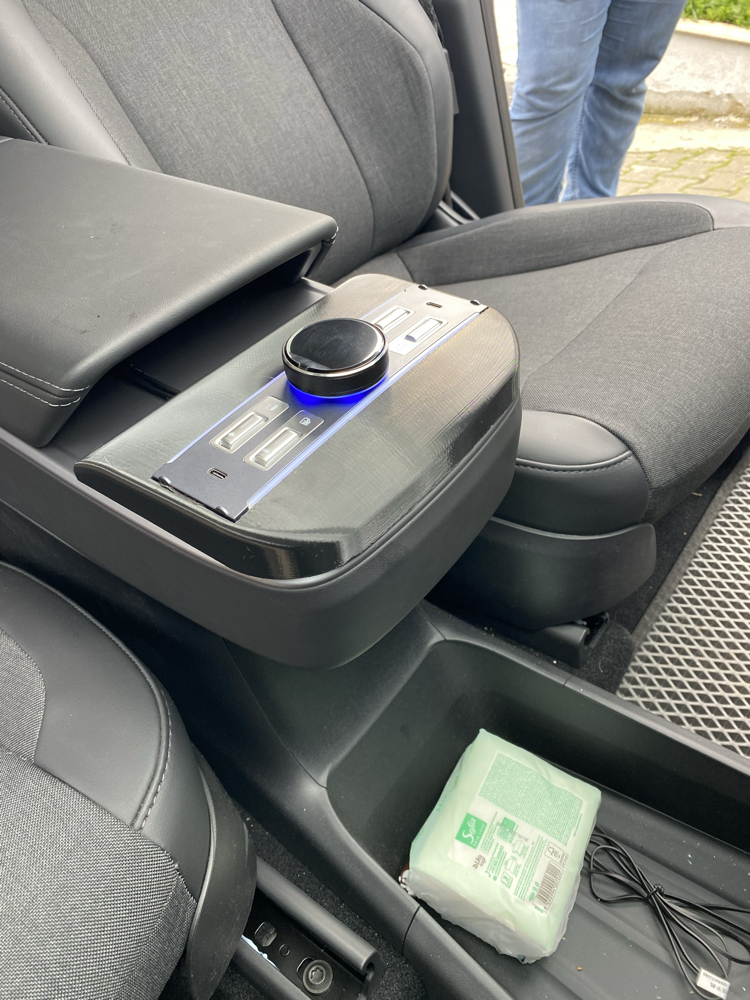 Tesla 3 / Model Y konsol appfix tutucu