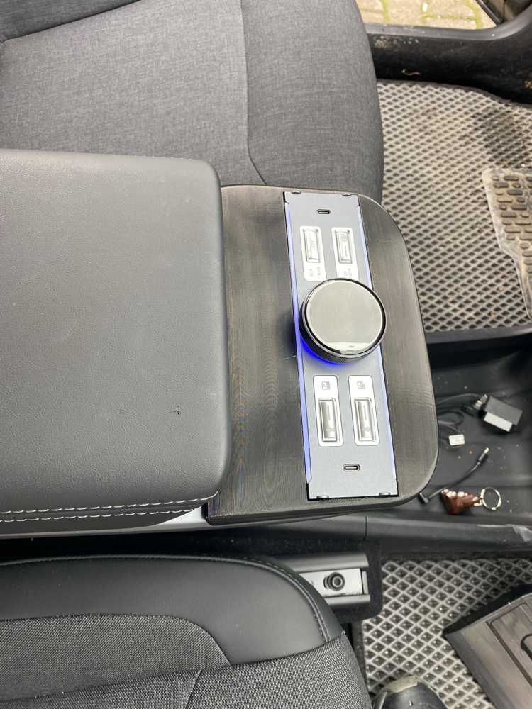 Tesla 3 / Model Y konsol appfix tutucu