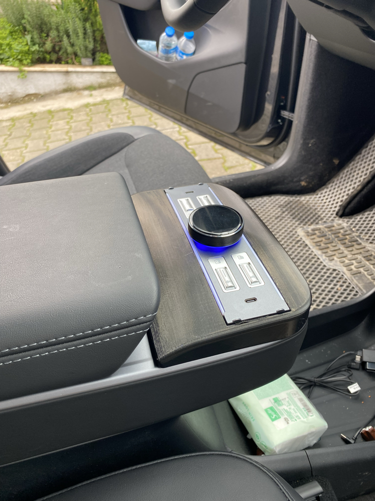 Tesla 3 / Model Y konsol appfix tutucu