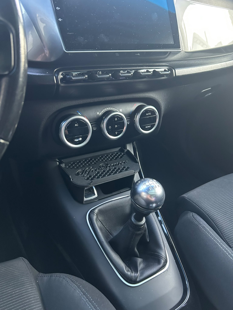 Alfa Romeo Giulietta  Telefon Stand