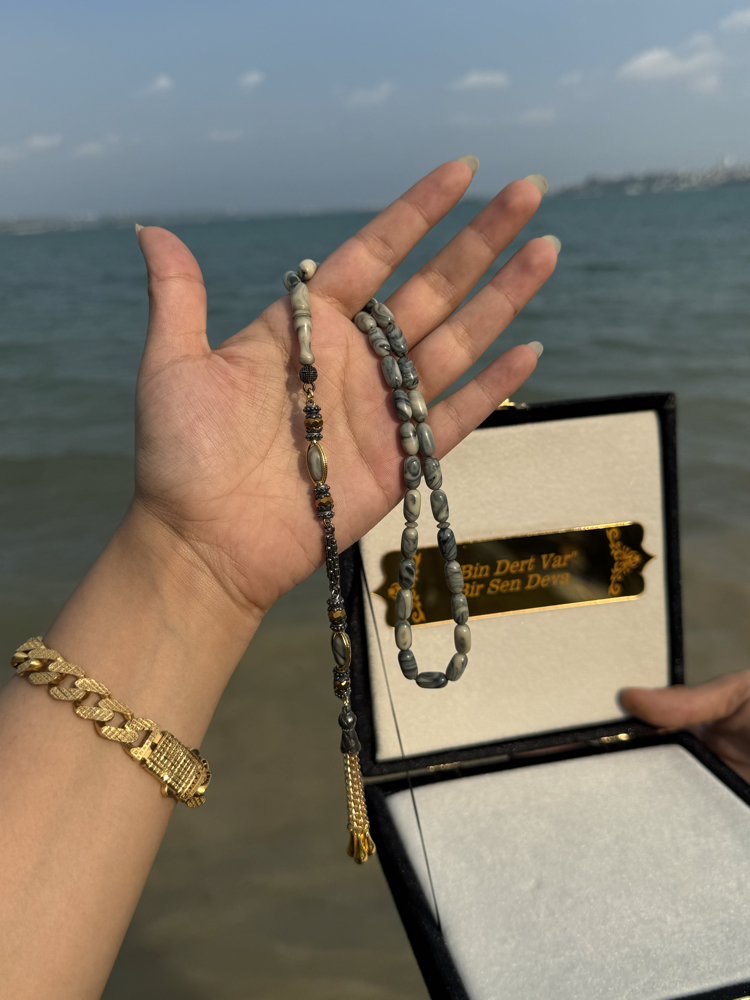 Kişiye özel kadife kutu kesme kehribar set 