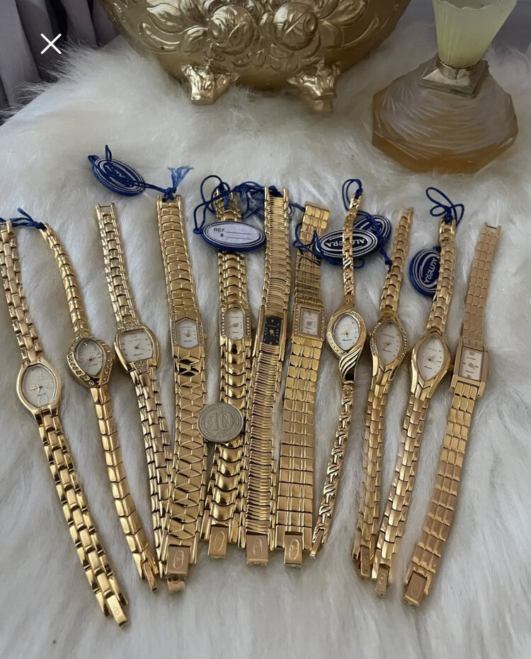 Almera Vintage kadın saati