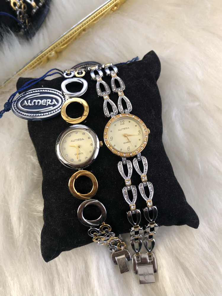 Almera Vintage