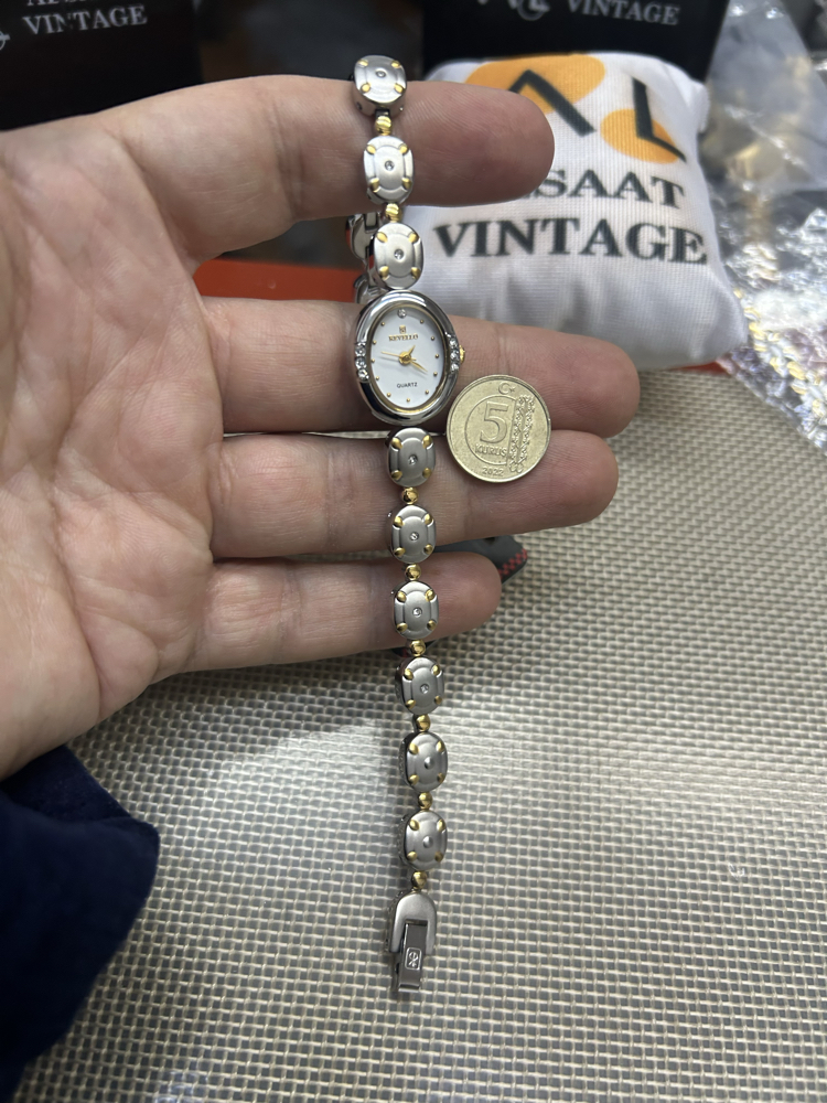 Revello Vintage kadın saati
