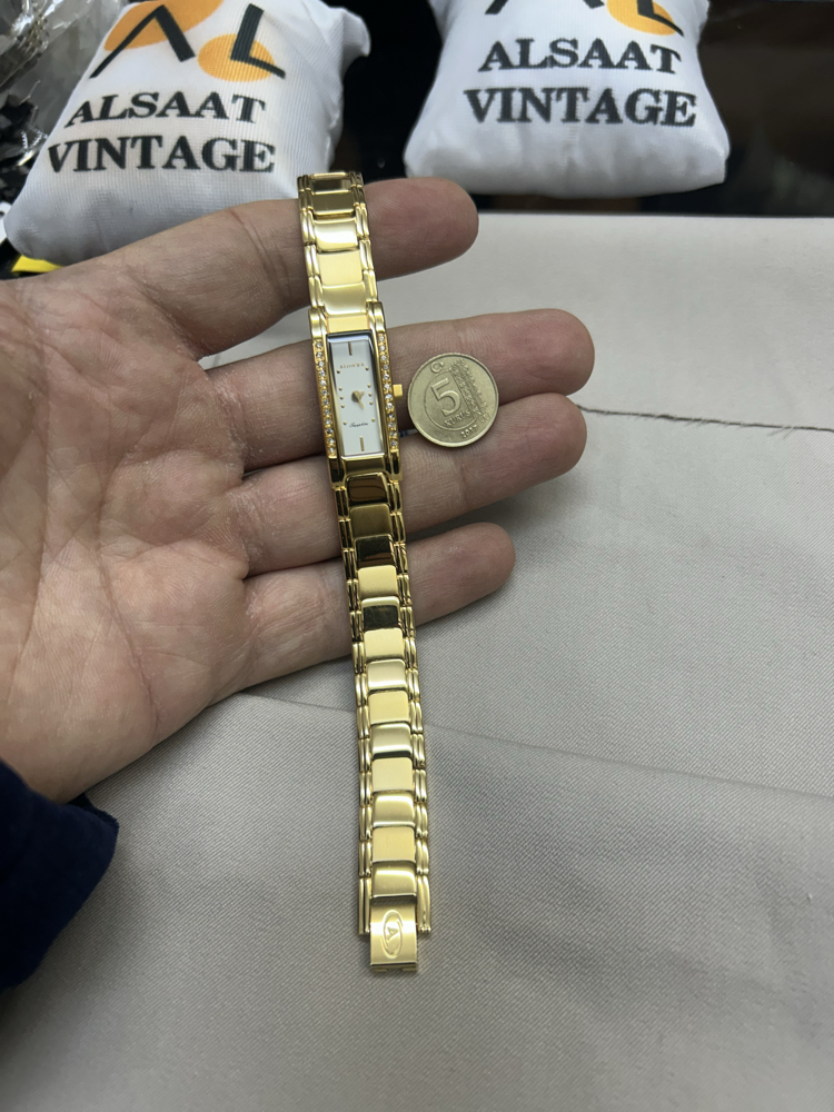 Vintage Almera kadın saati