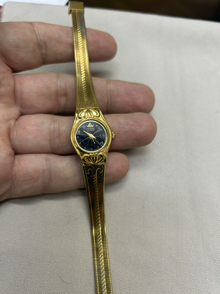 Vintage Citizen kadın saati defolu