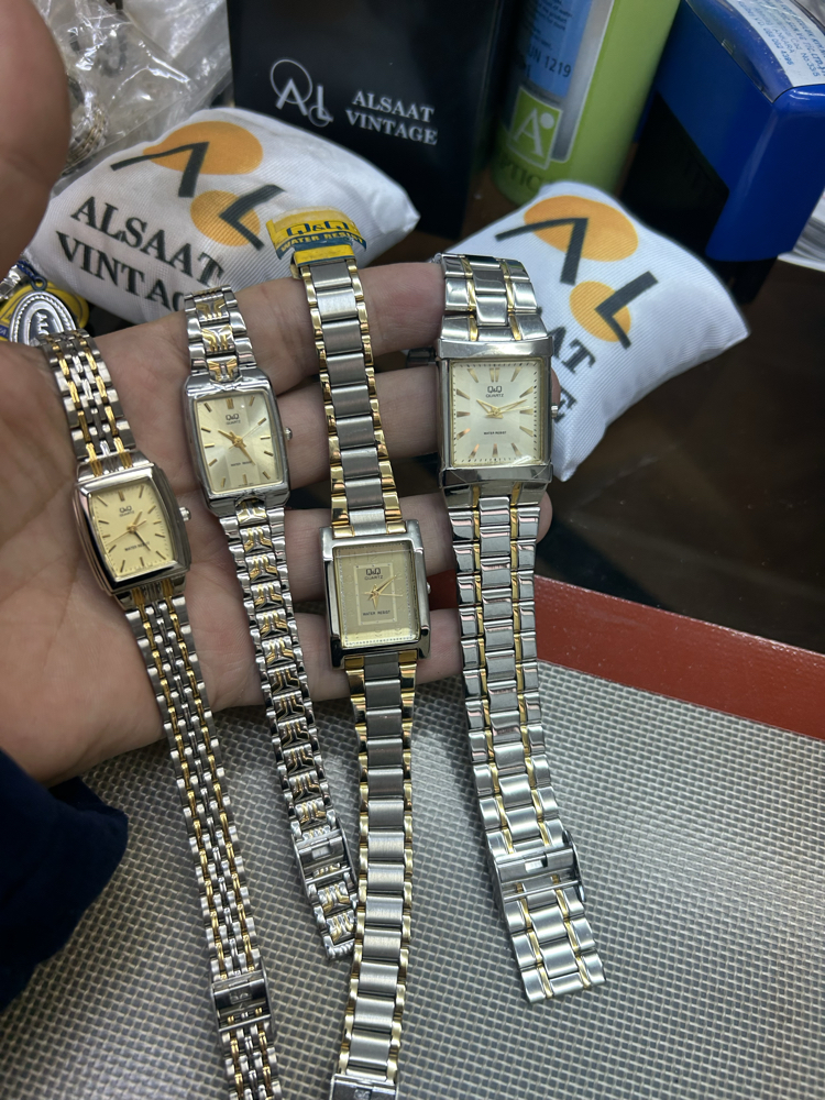 Q&Q Vintage kol saati