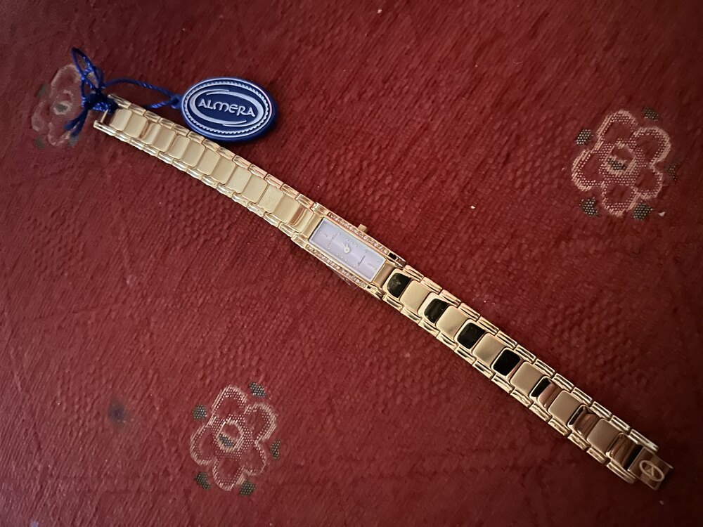 Almera Vintage kadın saati