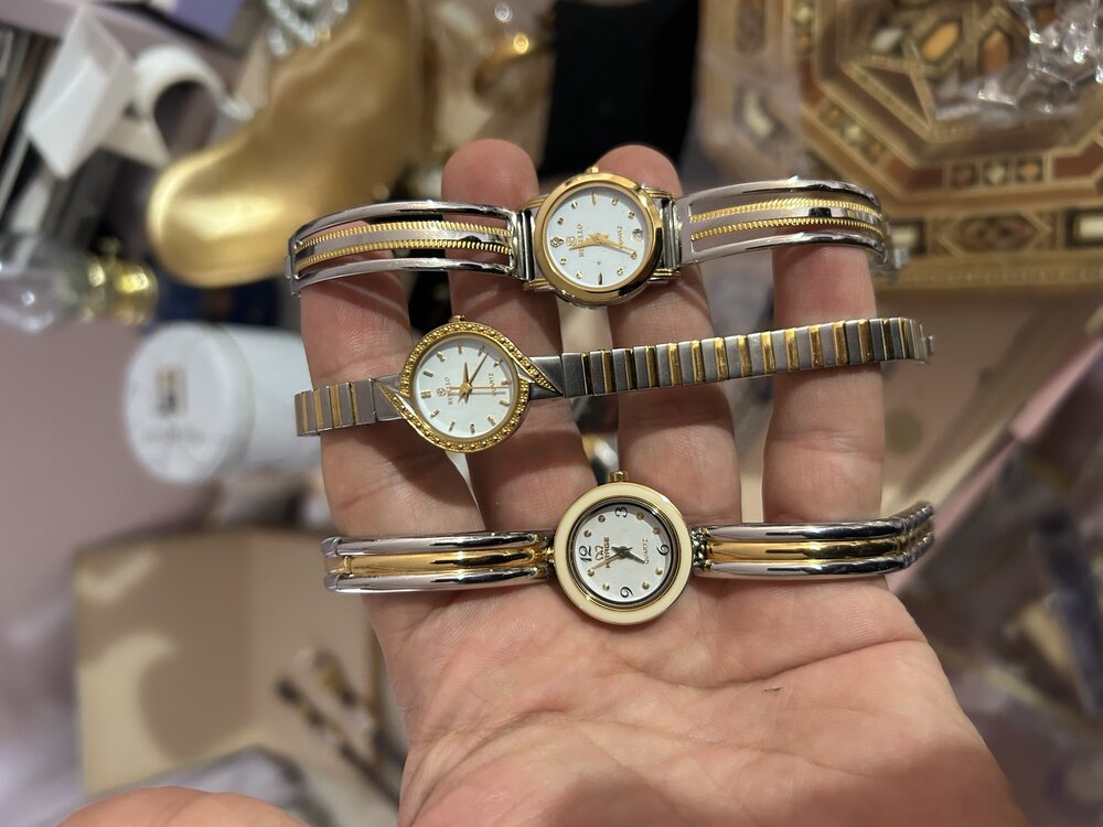 Revello Vintage kadın saatleri