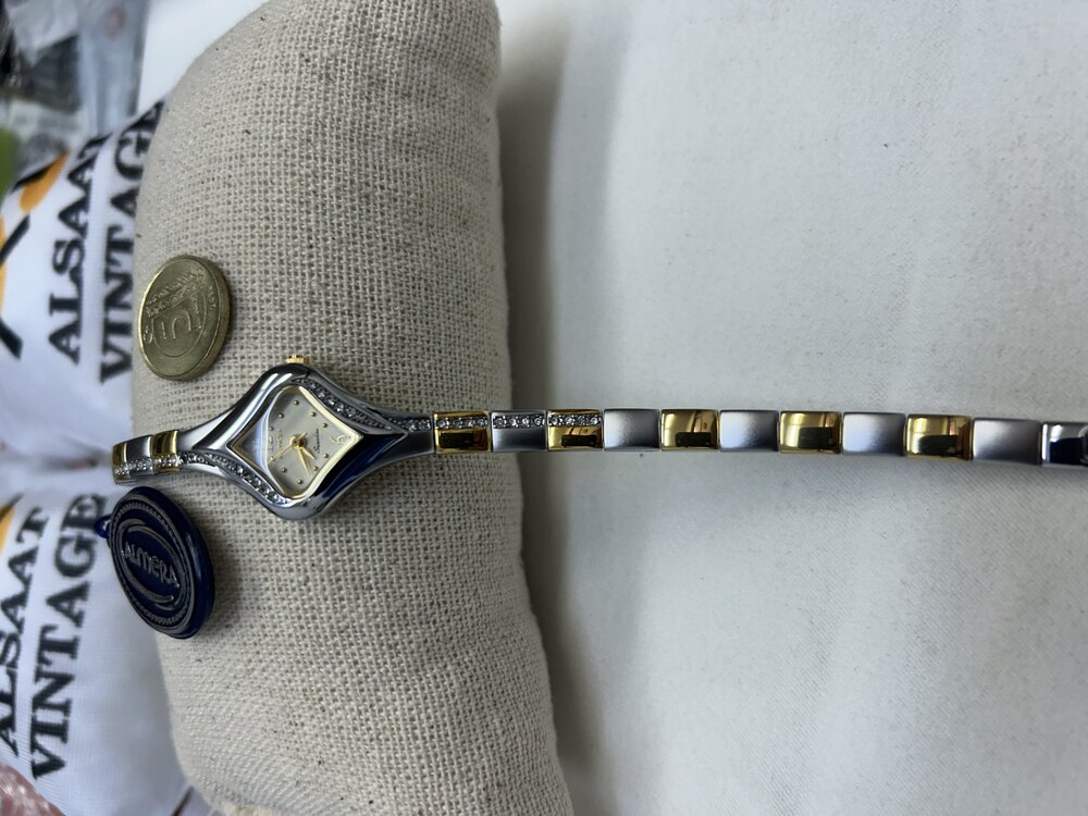 Almera Vintage kadın saati