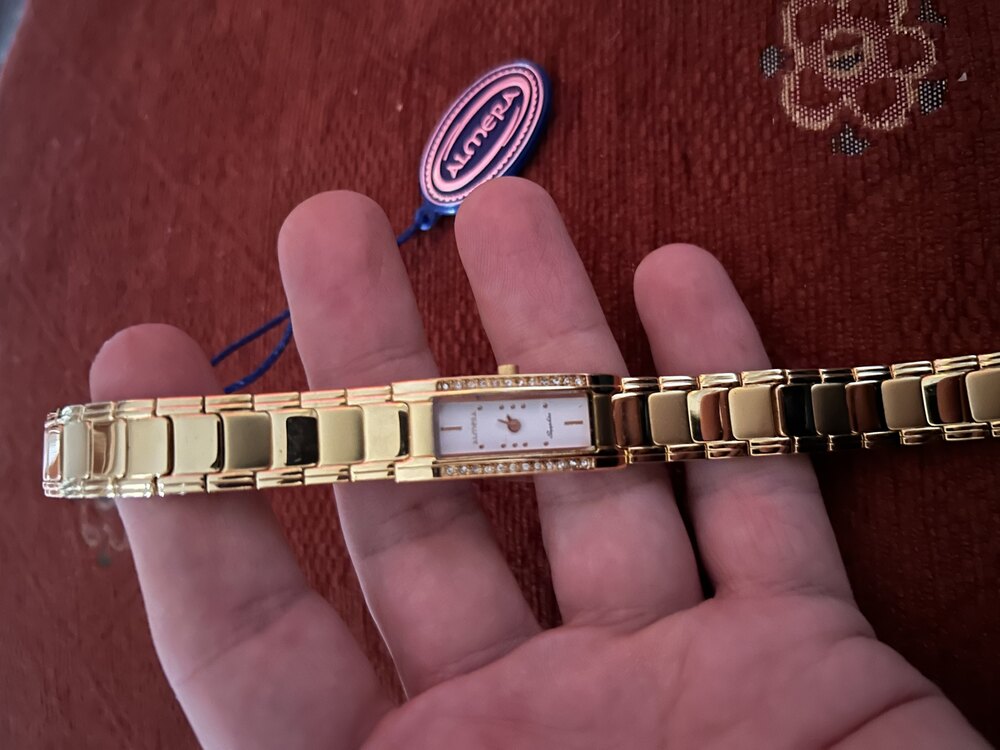 Almera Vintage kadın saati