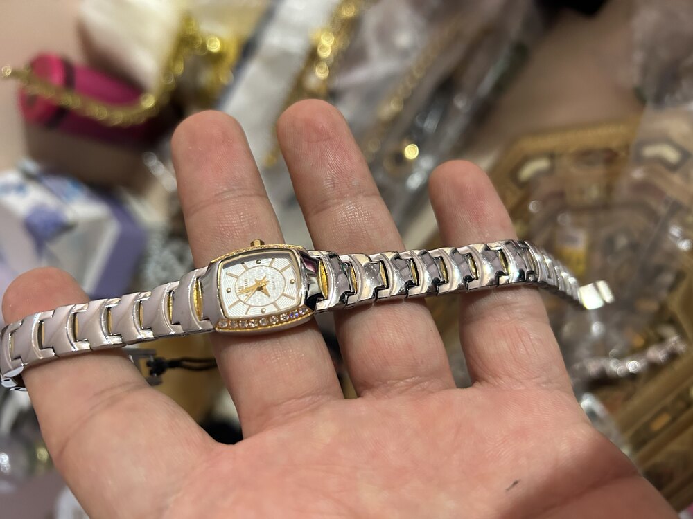 Revello Vintage kadın saati
