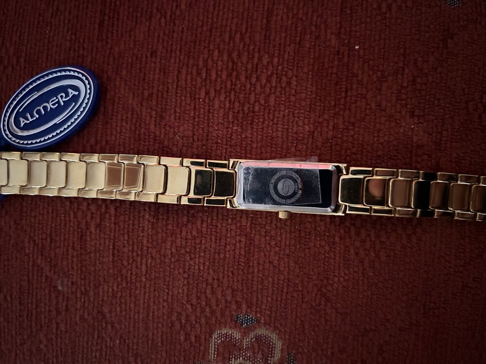 Almera Vintage kadın saati