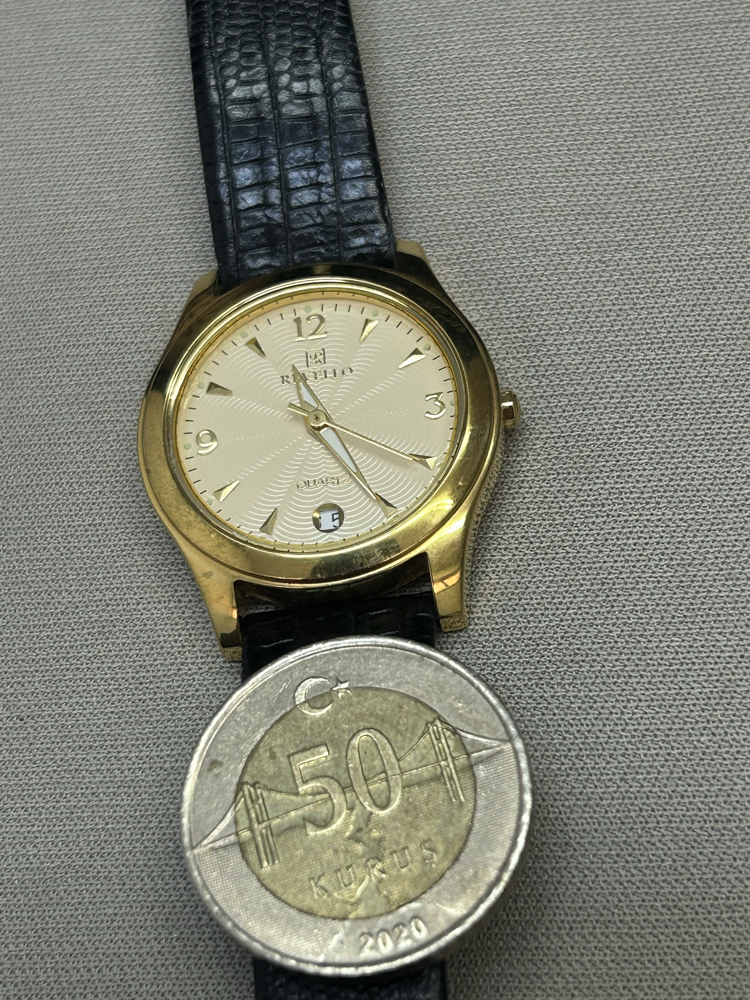 Revello Vintage kayışlı kol saati 