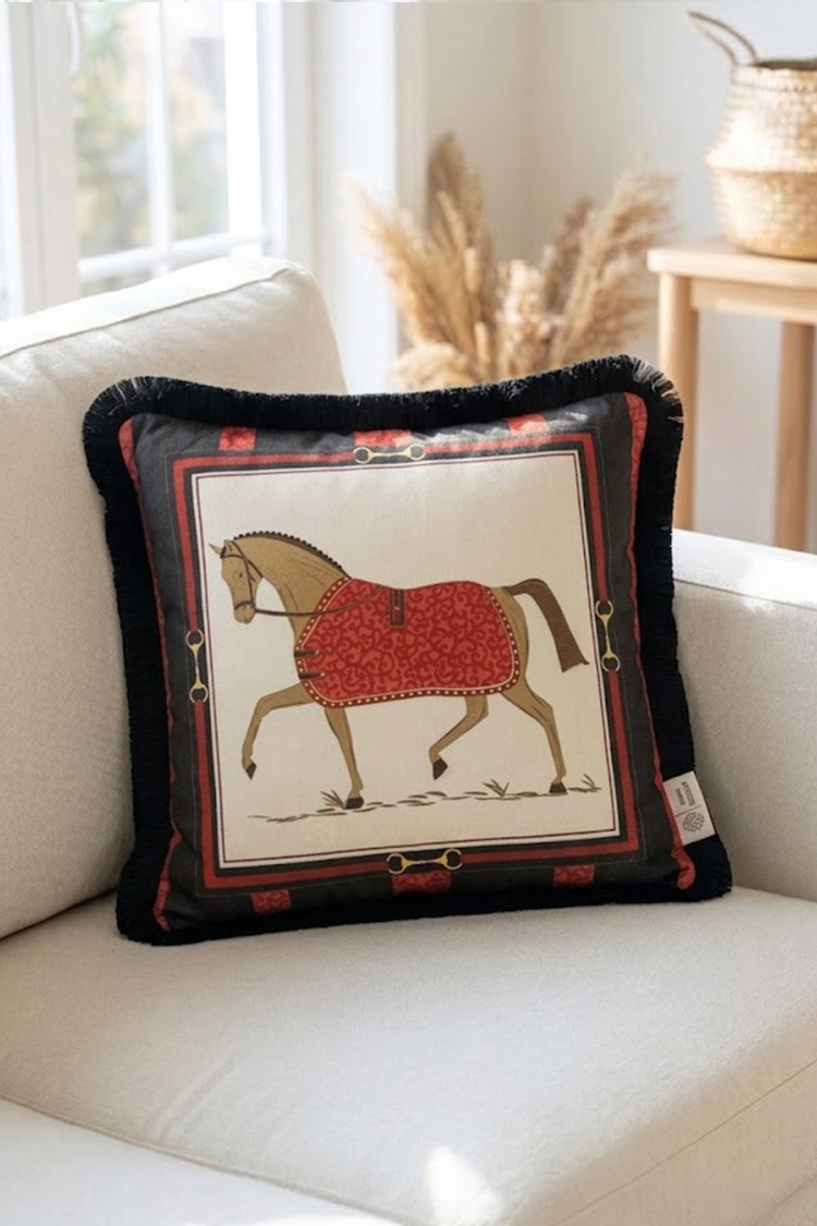 Siyah Kırmızı Çizgili At Desen 43x43 cm Kırlent Kılıfı