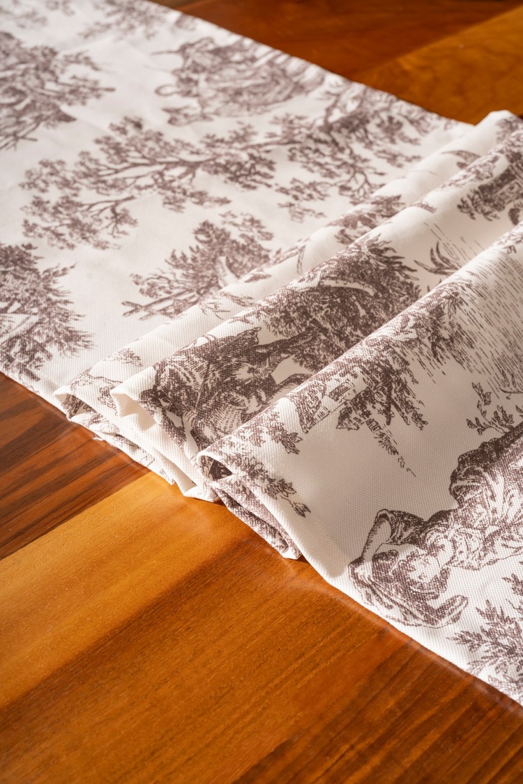 Kahverengi Püsküllü, İngiliz Köylüler Desen 40x140cm Runner