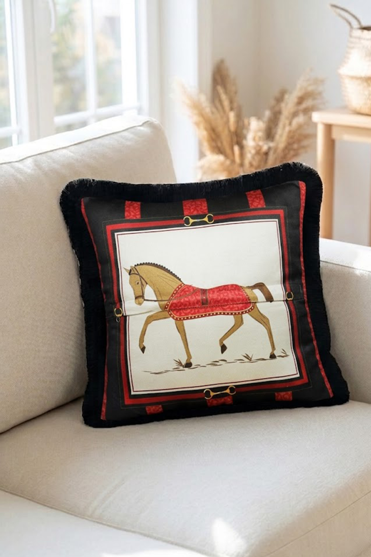 Siyah Kırmızı Çizgili At Desen 43x43 cm Kırlent Kılıfı