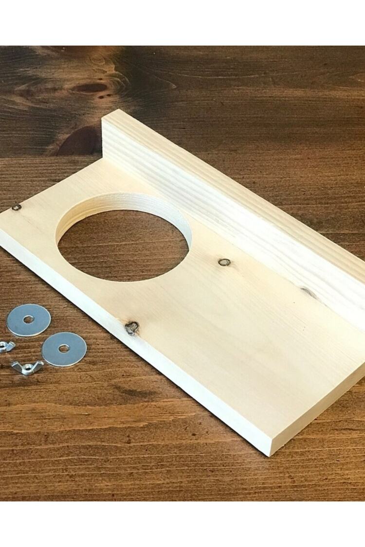 30cm Fırında Kurutulmuş Çam Chinchilla Çıkıntısı, Kaka Korumalı ve 50mm delik Montaj Donanımı