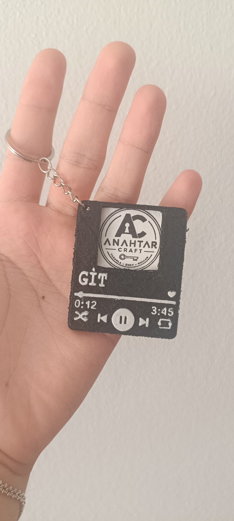 Kişiye Özel NFC Müzik Kartı Anahtarlık | Fotoğraflı Hediye | 3D Baskı