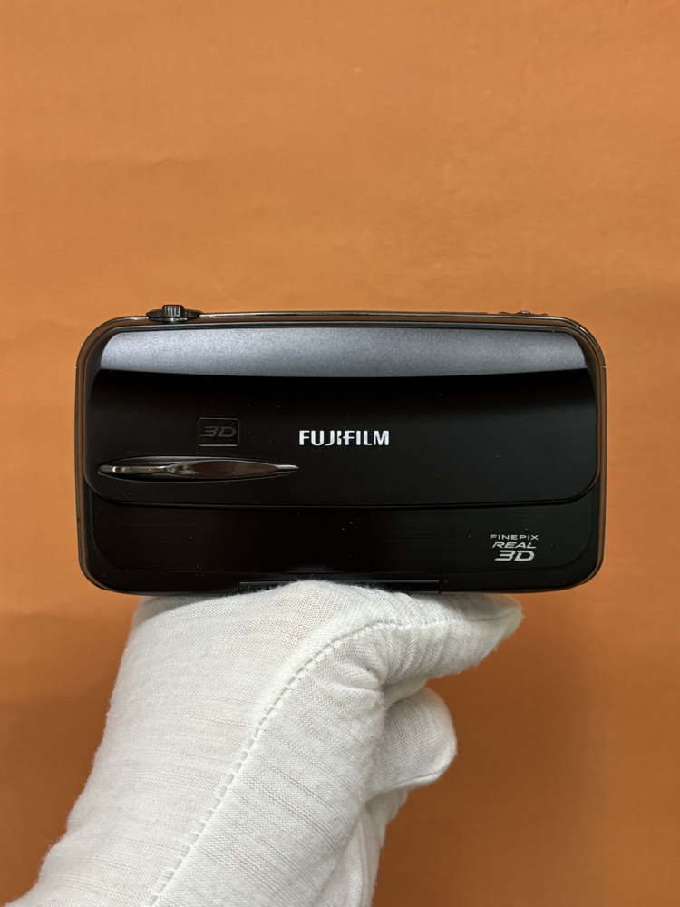 Fujifilm FinePix REAL 3D W3 (Kutulu)