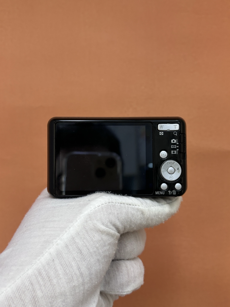 Sony Cyber-shot DSC-W690