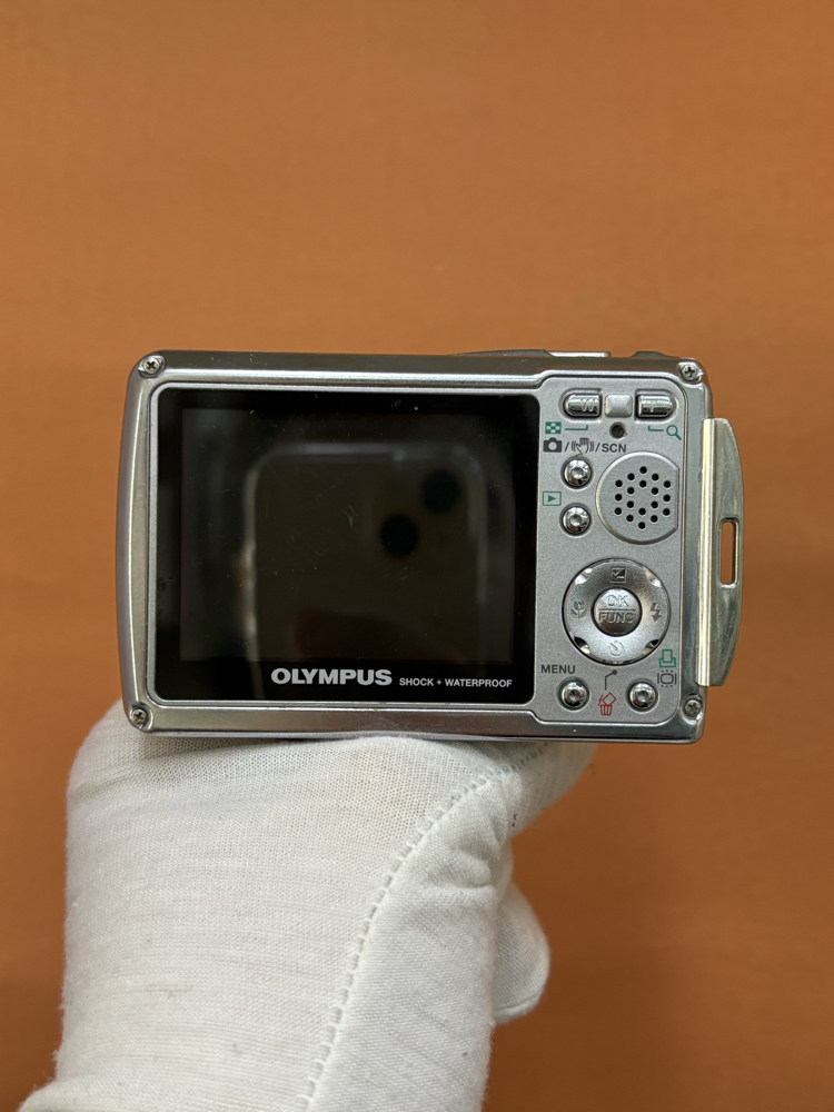 Olympus µ 725SW